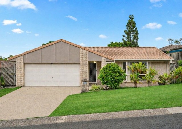 6 Beauchamp Street, QLD 4073