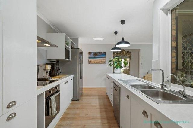 2 Troon Court, QLD 4165