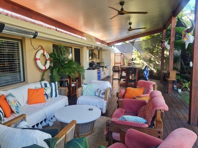6 Dame Patti Dr, QLD 4567