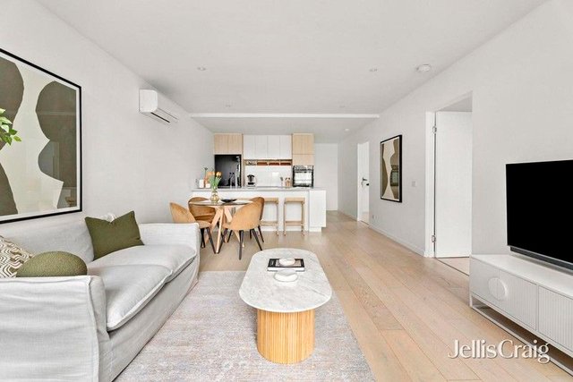 221/40 Hall Street, VIC 3039