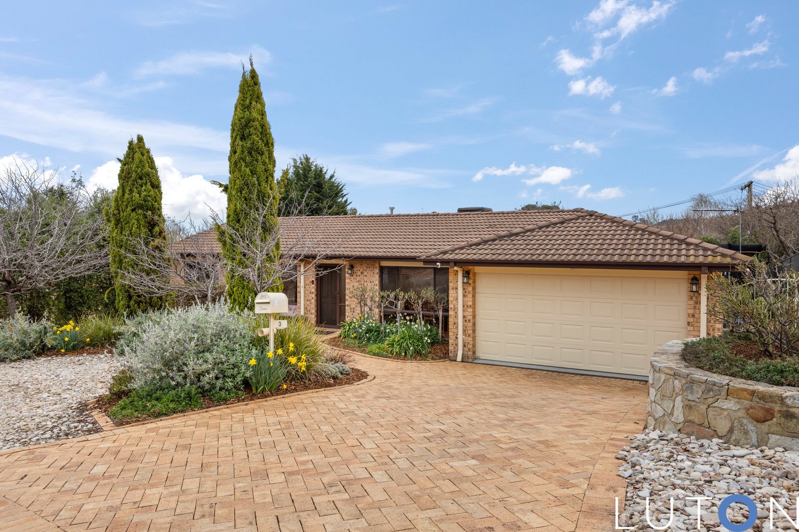 3 Brigden Crescent, Theodore ACT 2905 Allhomes