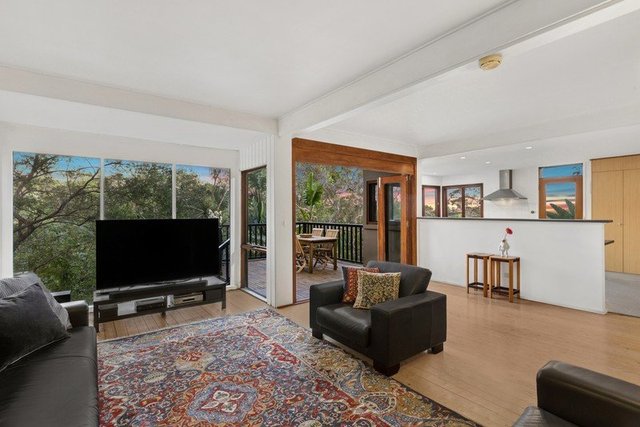8 Pringle Avenue, NSW 2086