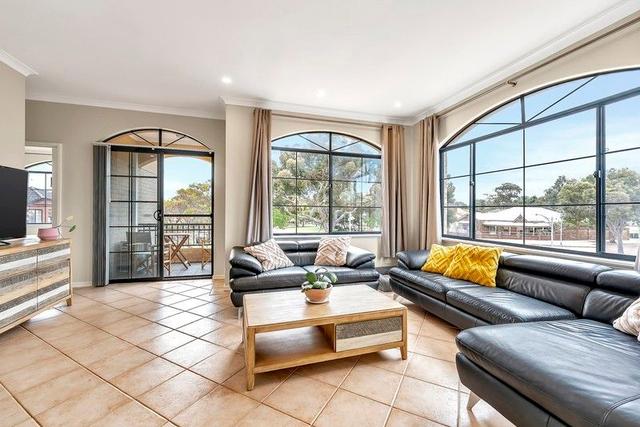 2A St Pauls Crescent, WA 6027