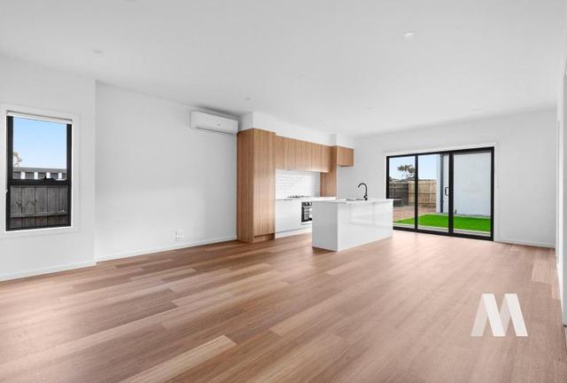 1 Banyan Walk, VIC 3064