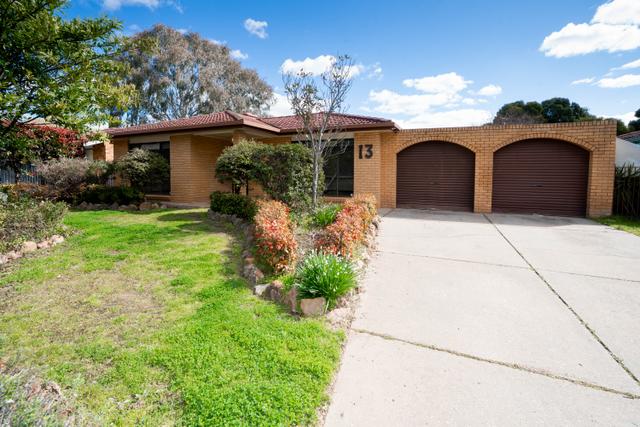13 Jeeba Place, NSW 2650