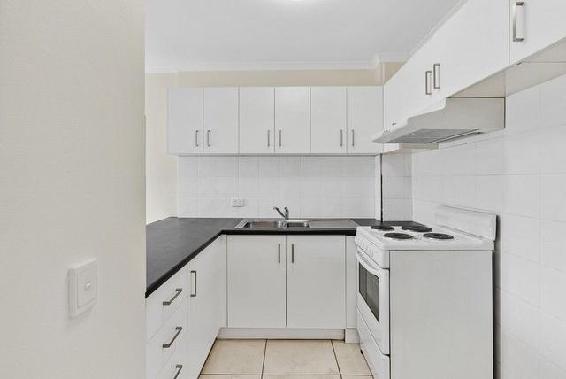 25/1899 Gold Coast Highway, QLD 4220