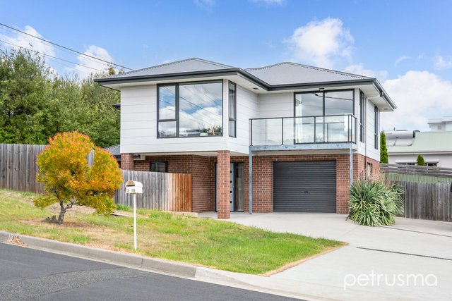 2/1A Lenna Street, TAS 7015