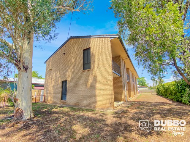 2/62 Young Street, NSW 2830