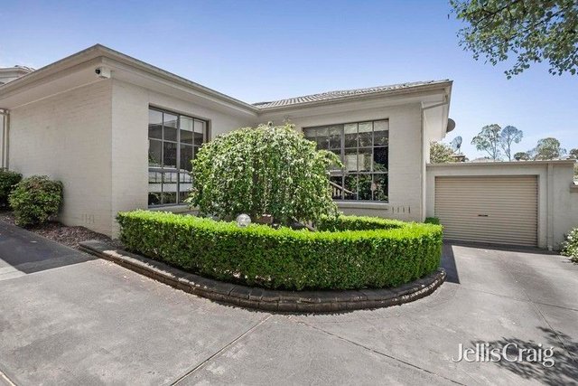 2/25 Wooddale Grove, VIC 3111