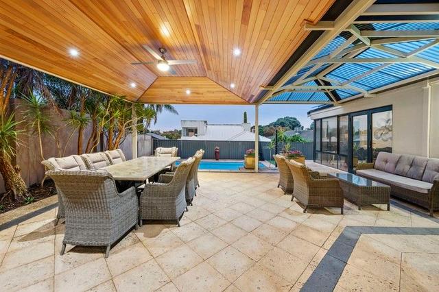 27 Dickenson Way, WA 6154