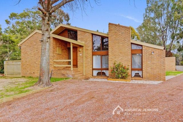 6 Robert Fuller Ct, NSW 2714