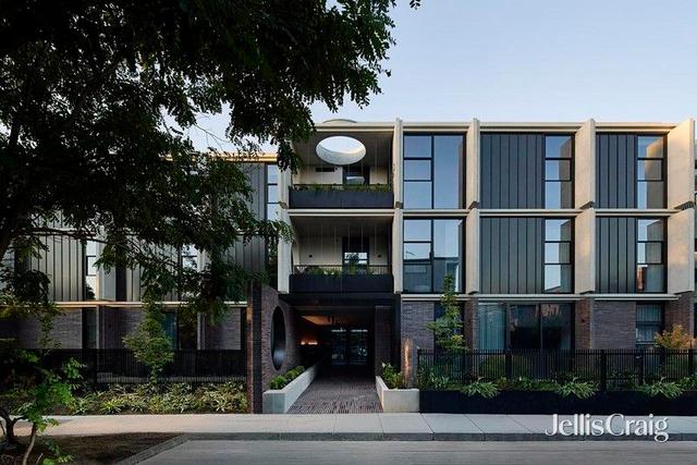 Penthouse 201/65 McIlwrick Street, VIC 3181