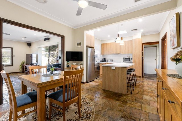 28 Balaclava  Road, NSW 2750