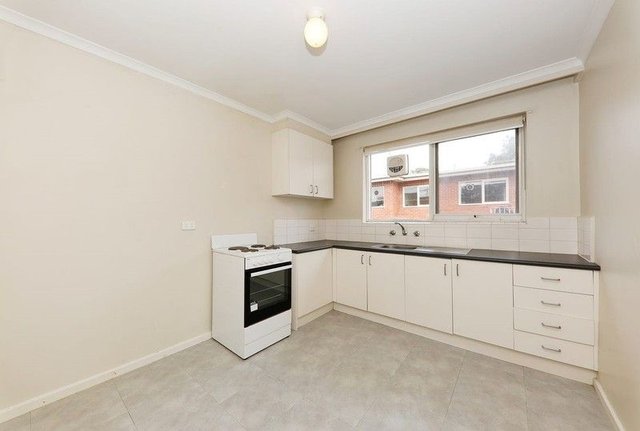 8/73 Edgar  Street North, VIC 3146