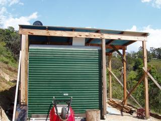 Garage / shower 