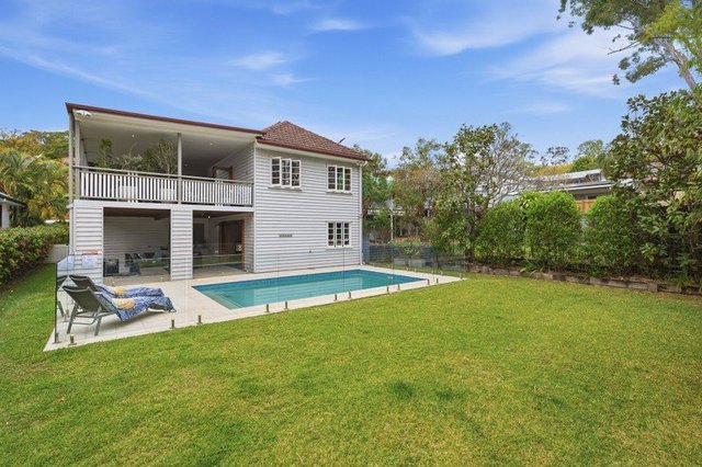 30 Alexandra Avenue, QLD 4068