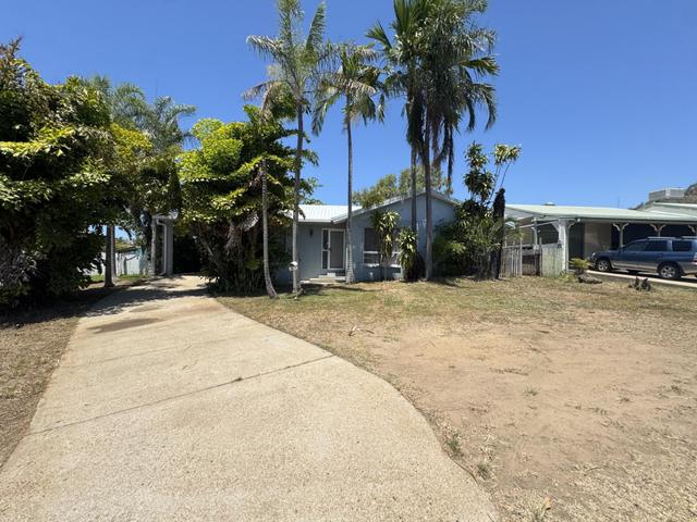 8 Scenic Drive, QLD 4814