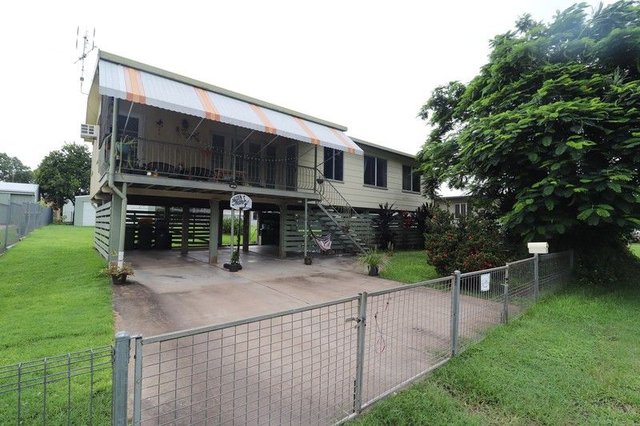 84 Beach Road, QLD 4807