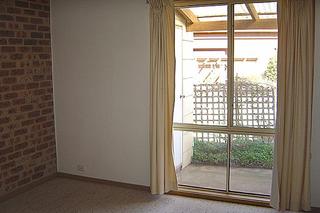 Bed 2 (2005-09-08)