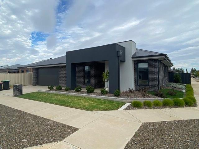 17 Mallacoota Drive, VIC 3631