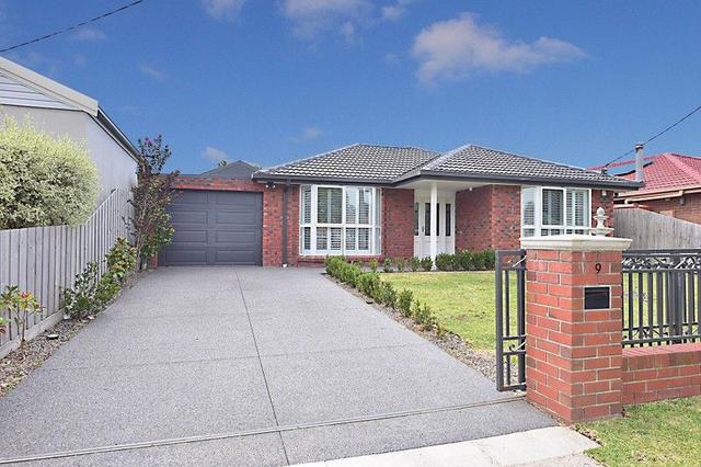 9 Tatyoon Close, VIC 3195