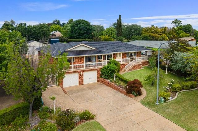 74 Lakehaven  Drive, NSW 2650
