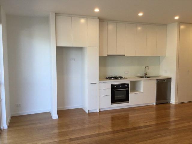 Unit 13/1213 Centre Rd, VIC 3167