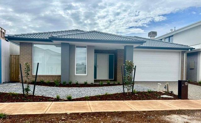 13 Arabian Avenue, VIC 3336