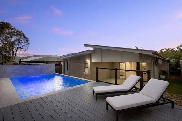 111 Brookside Circuit, QLD 4208