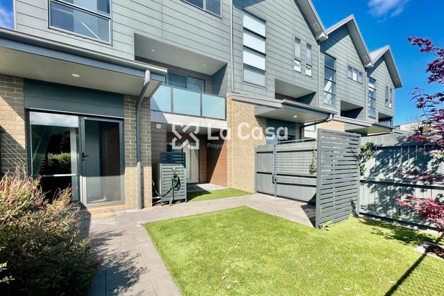 12/2 Hoffmann Street, ACT 2914