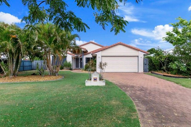 52 Bowerbird Avenue, QLD 4655