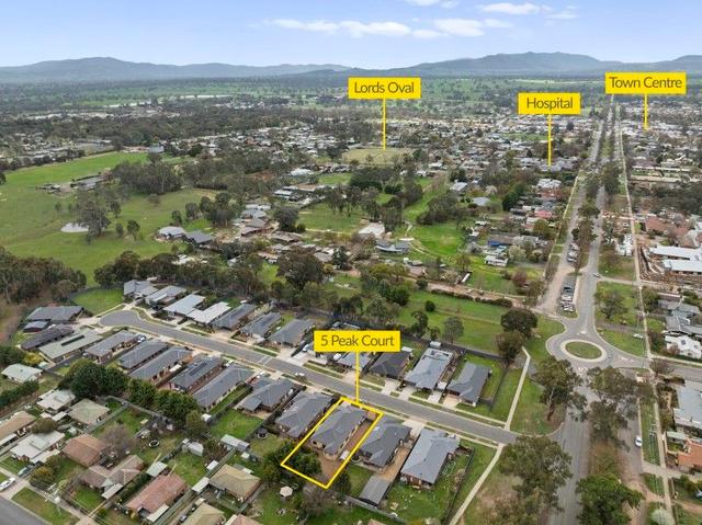 5 Peak Court, VIC 3722