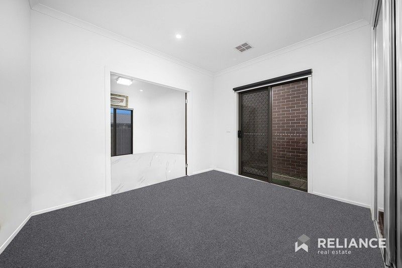 https://images.allhomes.com.au/property/photo/1a23ff7476005e10551b07c4a04fd39e_hd.jpg