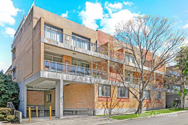 2/1-3 Howard Avenue, NSW 2152