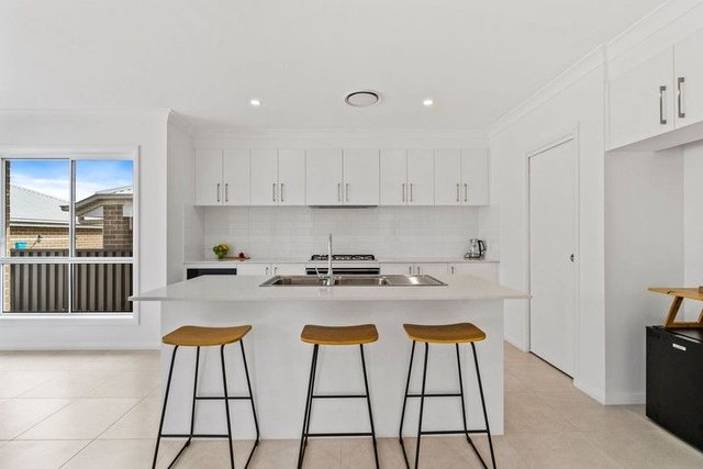 89A Liz Kernohan Drive, NSW 2570