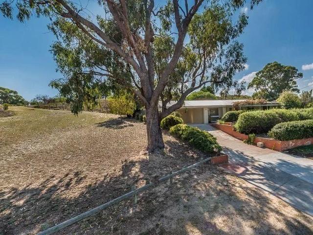 22 Madana Place, WA 6025