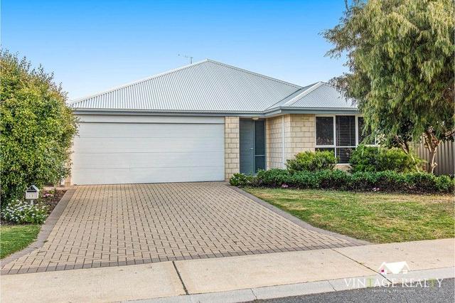 11 Baystone Street, WA 6122