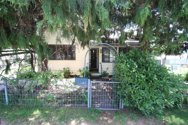 24 Molesworth Street, NSW 2372