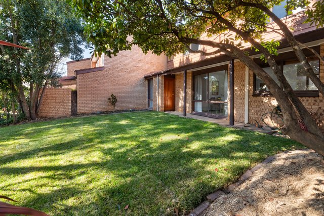 6/10 Ashby Circuit, ACT 2902