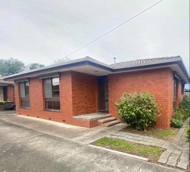 1/12 Staverly Road, VIC 3218