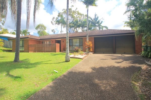 4 Buchanan Cres, QLD 4565