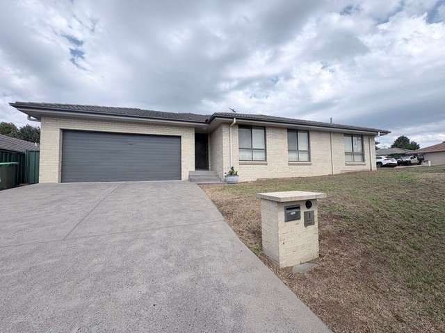 1 Black Street, NSW 2333