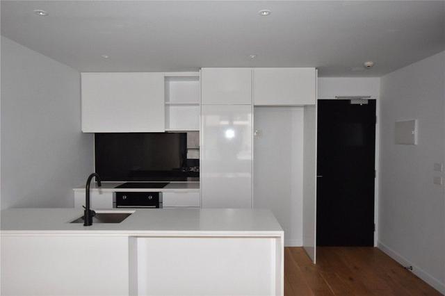 214/22 Barkly Street, VIC 3057