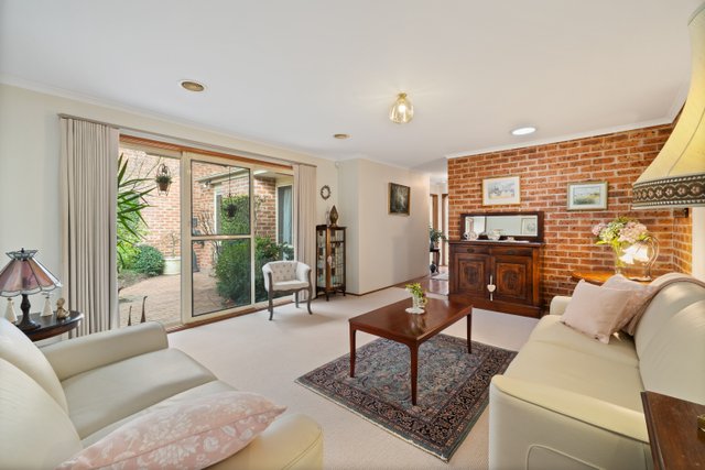 14 Nairn Place, ACT 2614