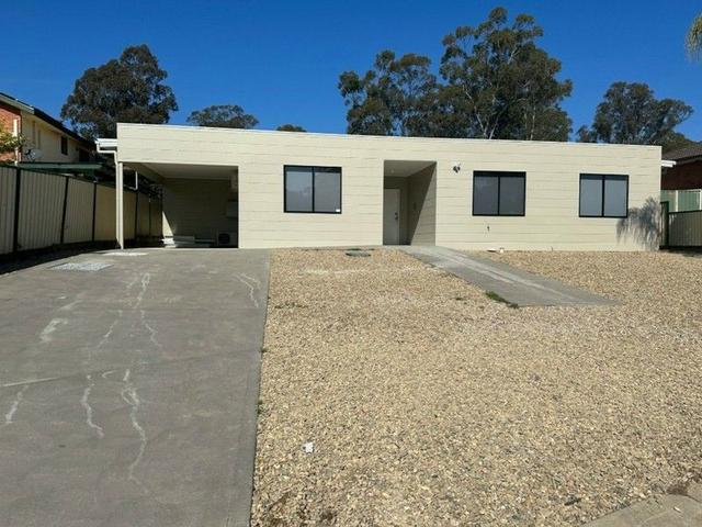 4/12 Landy Avenue, NSW 2750