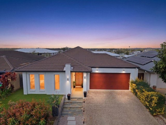 12 Woodland Court, QLD 4503