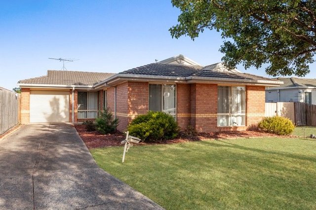 5 Nash Court, VIC 3756