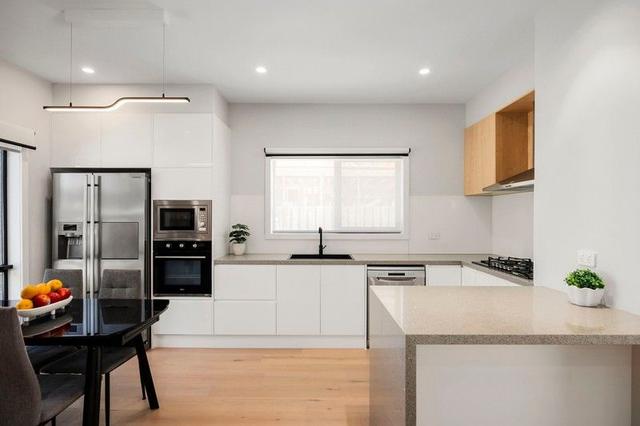 1/5 Hinkler Street, VIC 3019