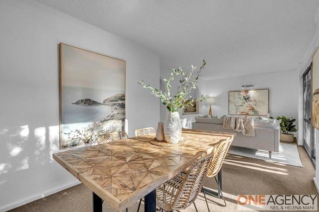 2/20 Russell Street, NSW 2250