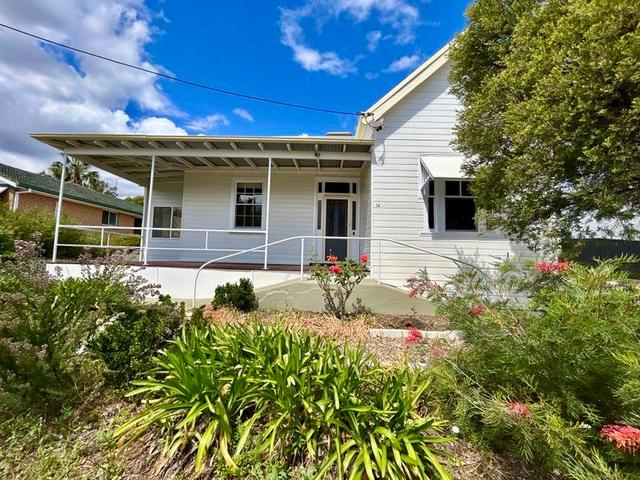 14 Warraderry Street, NSW 2810